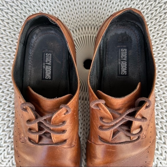 Stacy Adams Oxford Lace-Up Shoes - Picture 5 of 10